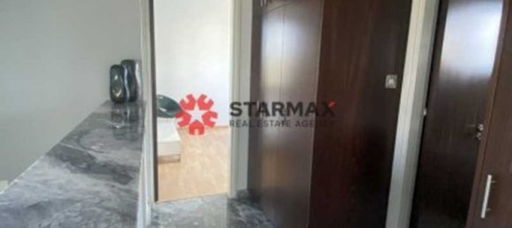 Propiedad comercial de 3 dormitorios en Pervolia, Cyprus No. 80815 10