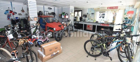 Propiedad comercial de 5 habitaciónes en Sassari, Italy No. 350236 20