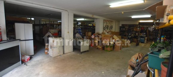 Propiedad comercial de 5 habitaciónes en Sassari, Italy No. 350236 33