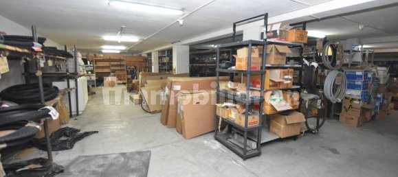 Propiedad comercial de 5 habitaciónes en Sassari, Italy No. 350236 28