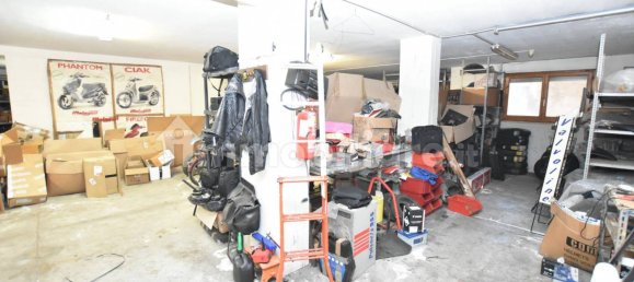 Propiedad comercial de 5 habitaciónes en Sassari, Italy No. 350236 26