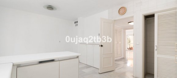 4 bedrooms Apartment in Marbella, Spain No. 81589 27