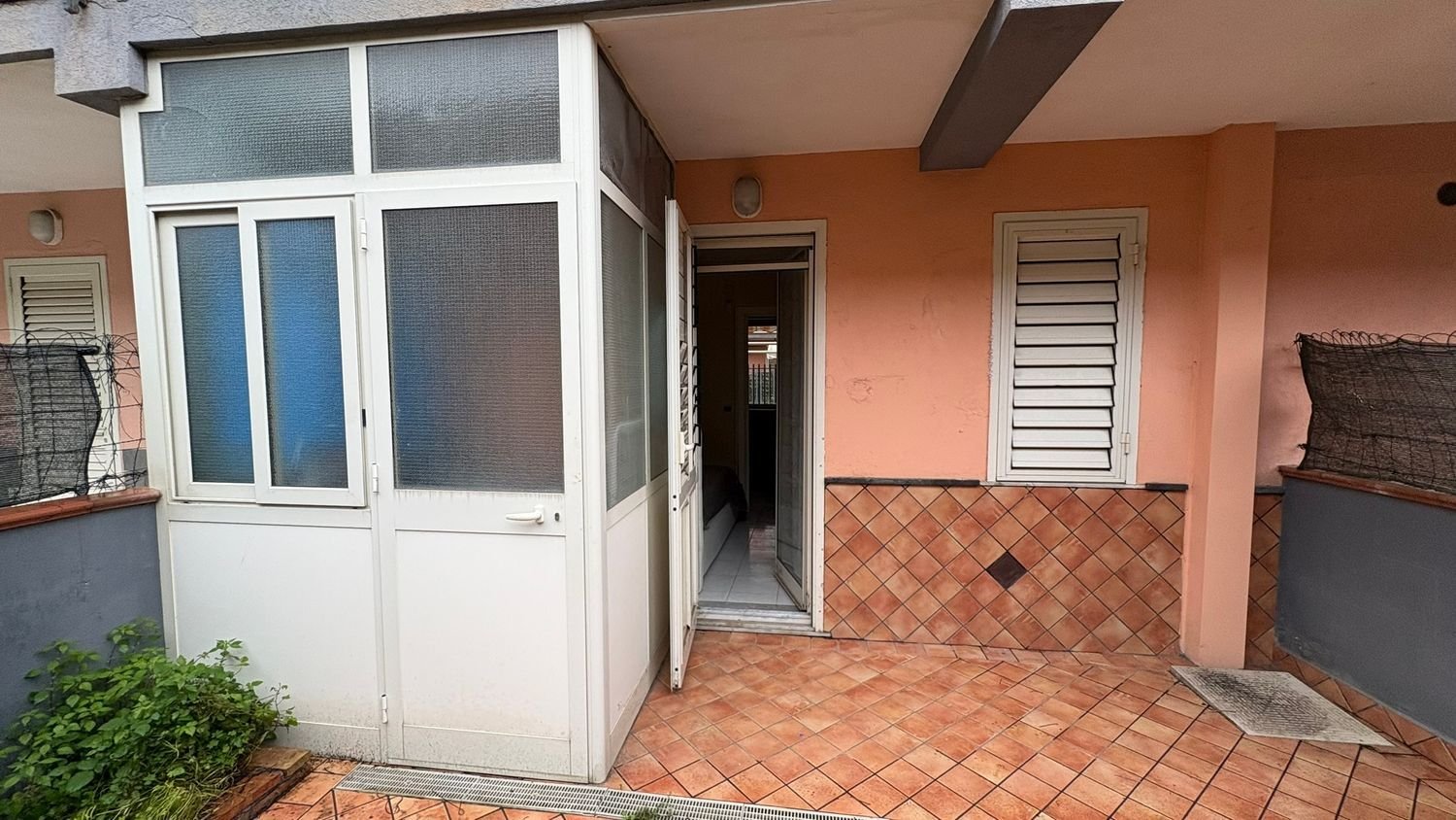 Квартира с 2 спальнями в Маскали, Италия № 396304