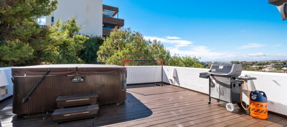 3 bedrooms Penthouse in Malaga, Spain No. 100901 8