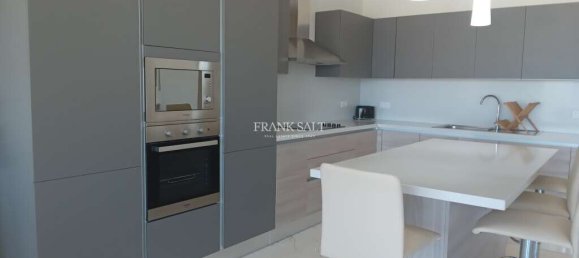 3 bedrooms Penthouse in Victoria, Malta No. 5984 3