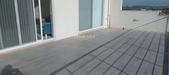 3 bedrooms Penthouse in Victoria, Malta No. 5984 18