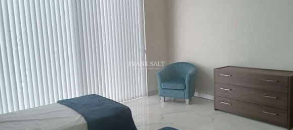 3 bedrooms Penthouse in Victoria, Malta No. 5984 15