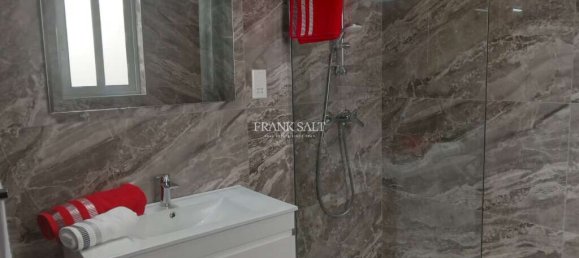 3 bedrooms Penthouse in Victoria, Malta No. 5984 10