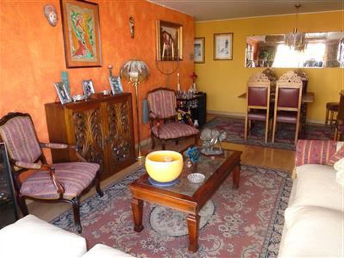 3 bedrooms Apartment in Santiago, Chile No. 3916