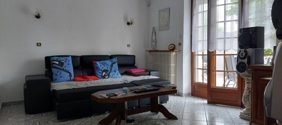 4 bedrooms House in Montceau-les-Mines, France No. 202883 5