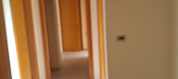 102m² Office in Gioia del Colle, Italy No. 251240 3