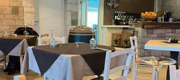 6 rooms Commercial property in Olbia, Italy No. 309640 2