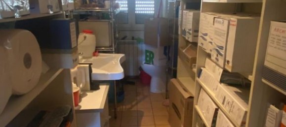 3 rooms Apartment in Fara in Sabina, Italy No. 300830 5