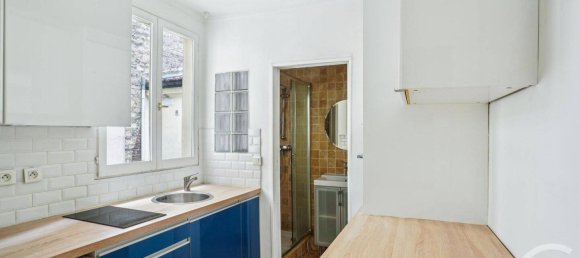 Studio in Paris, France, Nr. 134187 2