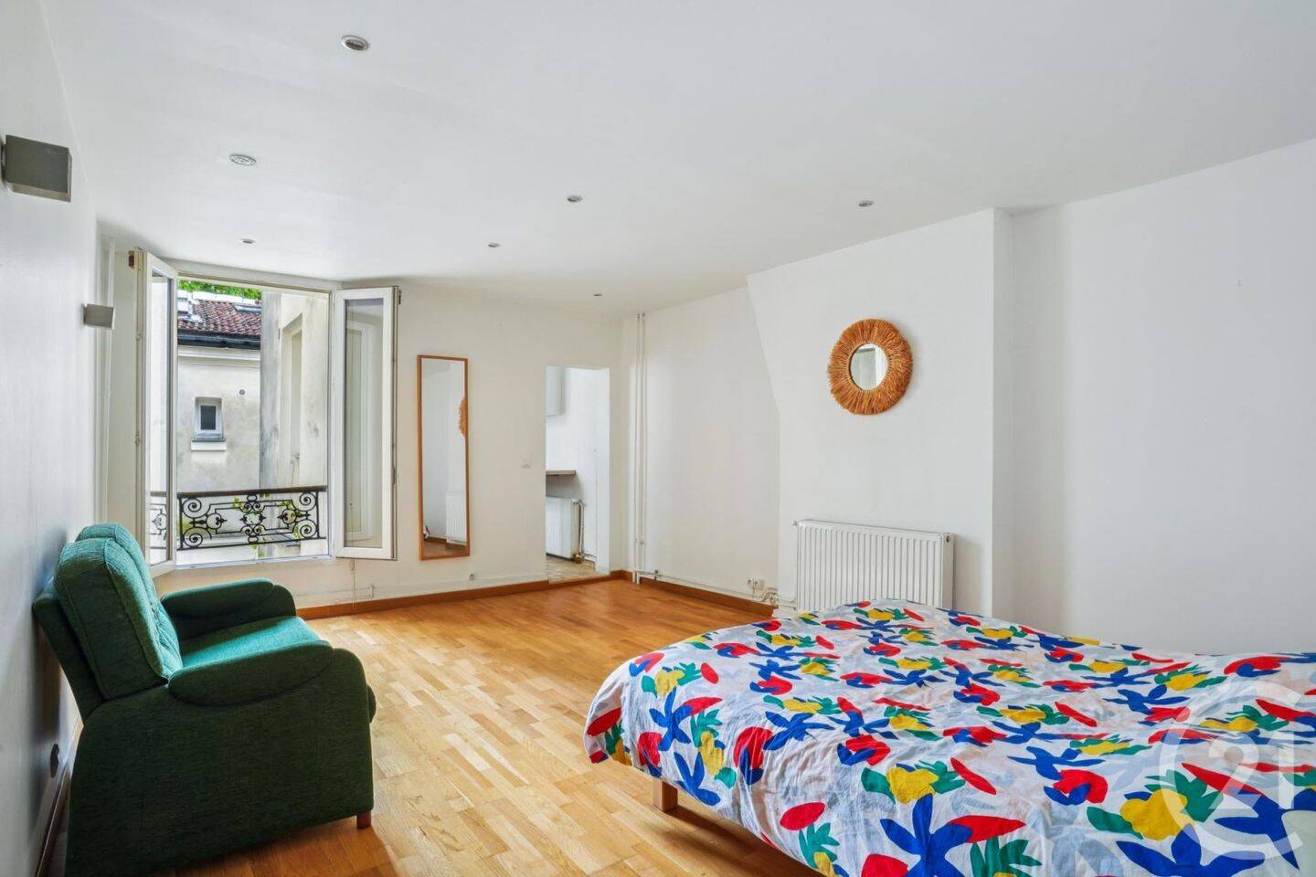 Studio in Paris, France, Nr. 134187