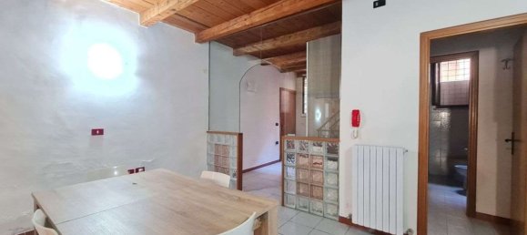 5 rooms Apartment in Jesi, Italy No. 262422 4