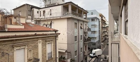 Apartamento T9 em Pescara, Italy N.º 325561 24