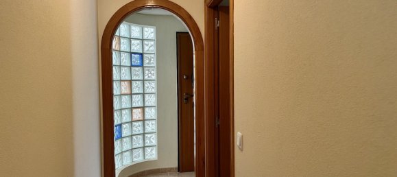 Apartamento de 3 dormitorios en Guardamar del Segura, Spain No. 12165 7