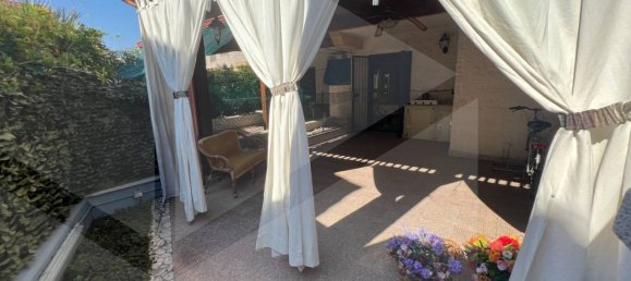 4 rooms House in Manfredonia, Italy No. 34048 3
