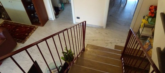 6-salle Villa à Alba, Italy No. 133430 8