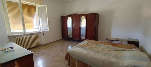 7-salle Appartement à Giano dell'Umbria, Italy No. 84058 9