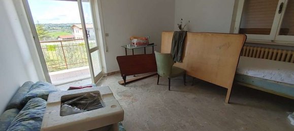 7-salle Appartement à Giano dell'Umbria, Italy No. 84058 7