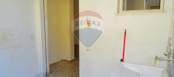 2 Schlafzimmer Wohnung in Catania, Italy, Nr. 295532 13