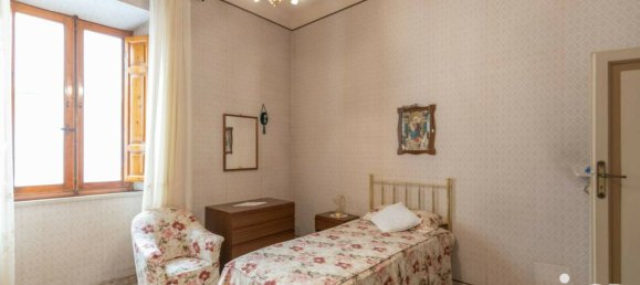 4 غرف نوم شقة في Osimo, Italy رقم 84850 8