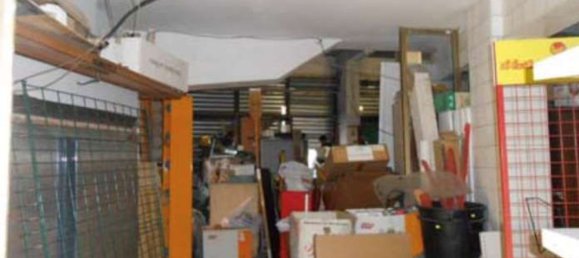 111m² Commercial property in Pomezia, Italy No. 98032 2