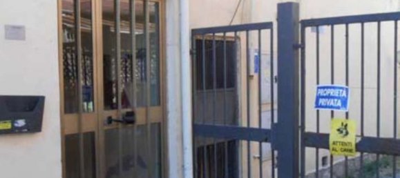 111m² Commercial property in Pomezia, Italy No. 98032 11