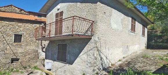 4-Zimmer Haus in Filattiera, Italy, Nr. 169941 31
