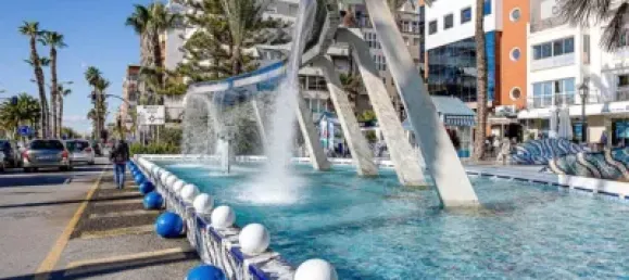 Apartamento de 3 dormitorios en Torrevieja, Spain No. 100181 34