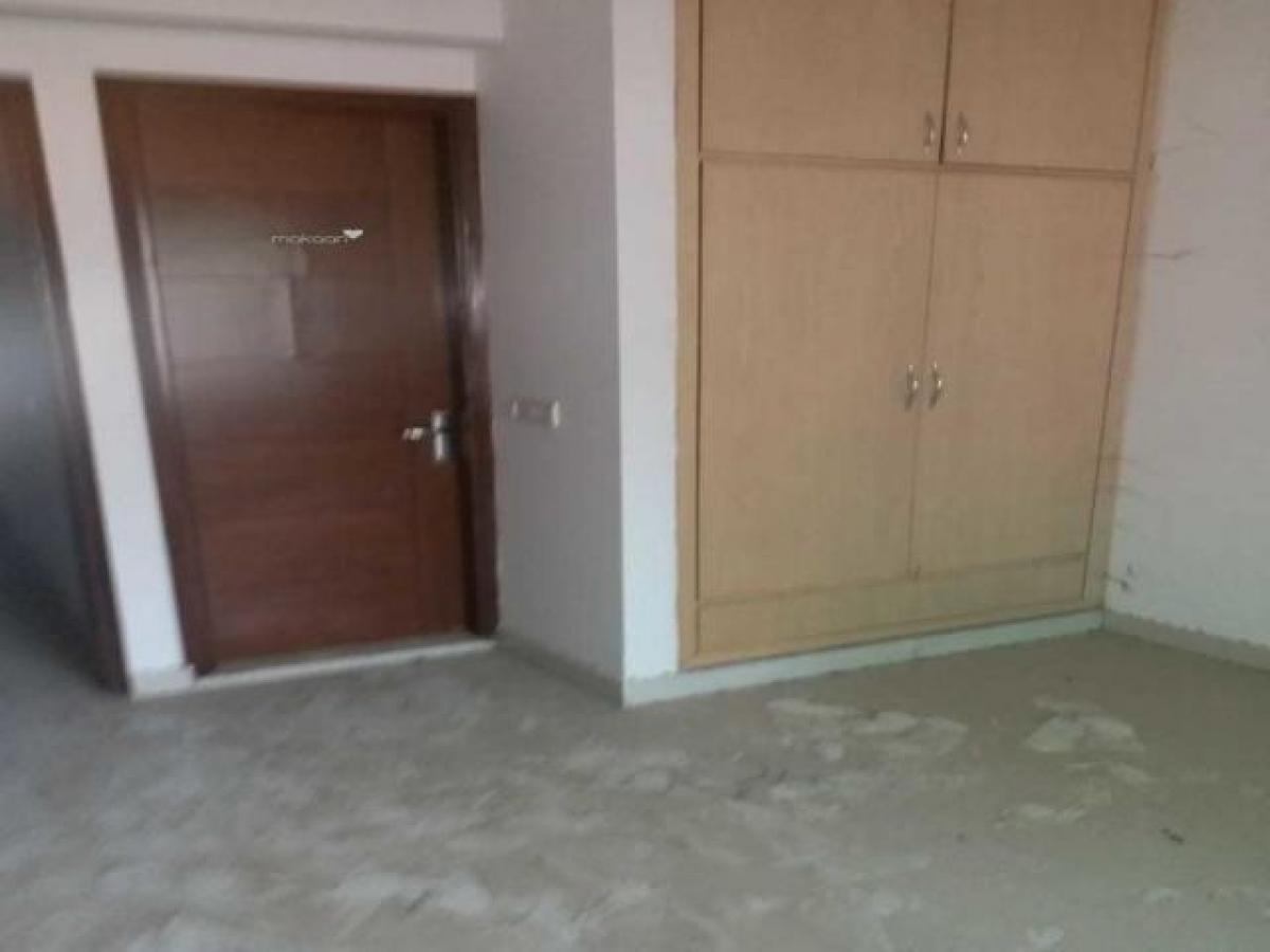 Студия в Газиабад, Индия № 19100