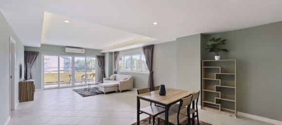 1 bedroom Condo in Pattaya, Thailand No. 4883 2