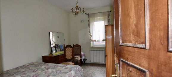 3 rooms House in Millesimo, Italy No. 39224 8