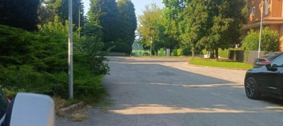 2 rooms Commercial property in Mantua, Italy No. 240632 8