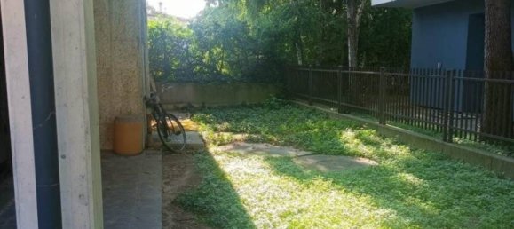 2 rooms Commercial property in Mantua, Italy No. 240632 9