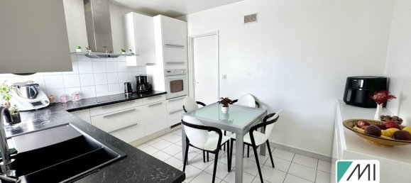 Дом с 3 спальнями в Ле Эссар-ле-Руа, Франция № 327215 9