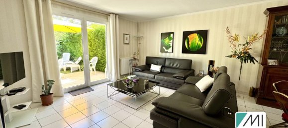 Дом с 3 спальнями в Ле Эссар-ле-Руа, Франция № 327215 13