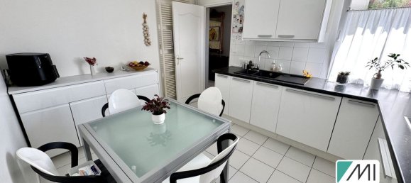 Дом с 3 спальнями в Ле Эссар-ле-Руа, Франция № 327215 6