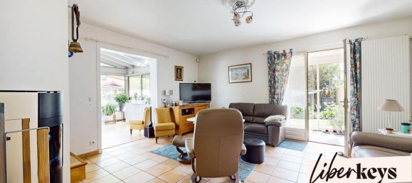 3 bedrooms House in Morsang-sur-Orge, France No. 308869 5