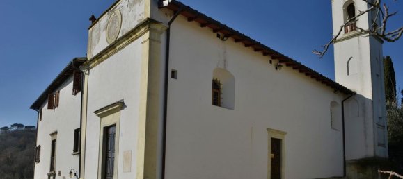 8 rooms House in Rignano sull'Arno, Italy No. 42189 10