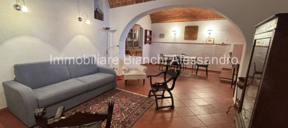 8 rooms House in Rignano sull'Arno, Italy No. 42189 39