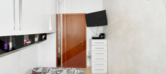 3 bedrooms Apartment in Legnano, Italy No. 17350 14