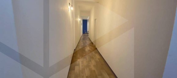 3 rooms Apartment in Bari, Italy No. 20495 5