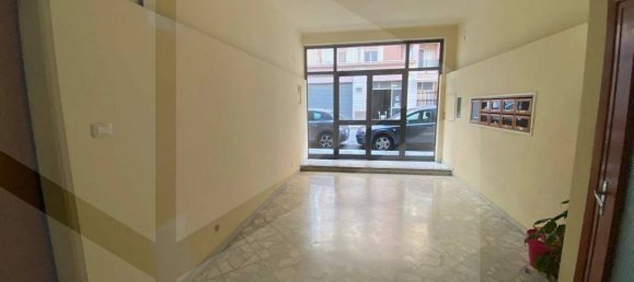 3 rooms Apartment in Bari, Italy No. 20495 20