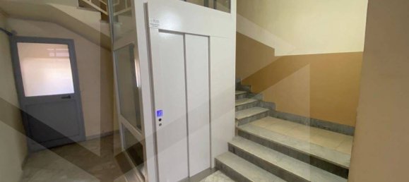 3 rooms Apartment in Bari, Italy No. 20495 22