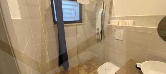 3 rooms Apartment in Bari, Italy No. 20495 16