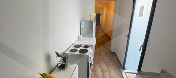 3 rooms Apartment in Bari, Italy No. 20495 14