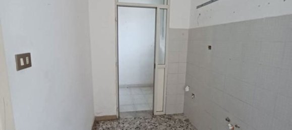 Apartamento de 3 habitaciónes en Palermo, Italy No. 47938 3